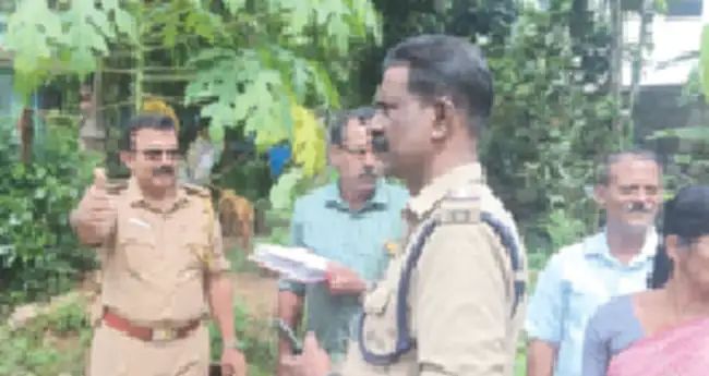 പോലീസും, മോട്ടോര്‍ വാഹന വകുപ്പും, പൊതുമരാമത്ത് വകുപ്പും സംയുക്തമായി പരിശോധന നടത്തി