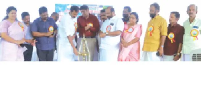 സംസ്ഥാനത്ത് കൈയേറിയ ഭൂമി തിരിച്ചുപിടിച്ചെടുത്ത് ഭൂരഹിതര്‍ക്ക് വിതരണം ചെയ്യുമെന്ന് മന്ത്രി കെ. രാജൻ.