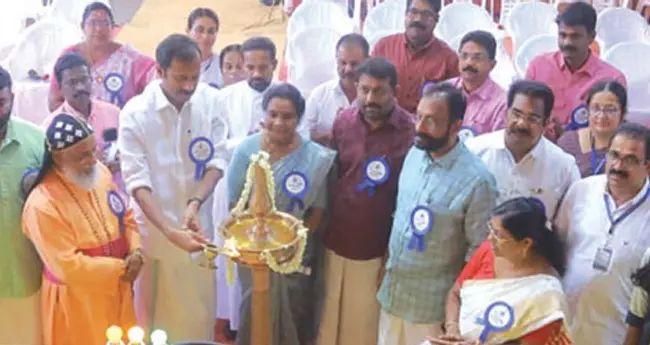 പിറവം വിദ്യാഭ്യാസ ഉപജില്ലാ സ്കൂള് കലോത്സവത്തിന് തുടക്കമായി