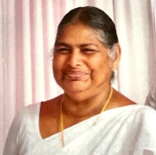 പിറവം മുൻ പഞ്ചായത്ത്‌ പ്രസിഡന്റും, റിട്ടയേർഡ് അധ്യാപികയുമായ ശ്രീമതി അന്നകുട്ടി സൈമൺ(78) അന്തരിച്ചു