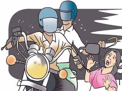 ബൈക്കിലെത്തിയവർ വീട്ടമ്മയുടെ മാല കവർന്നു