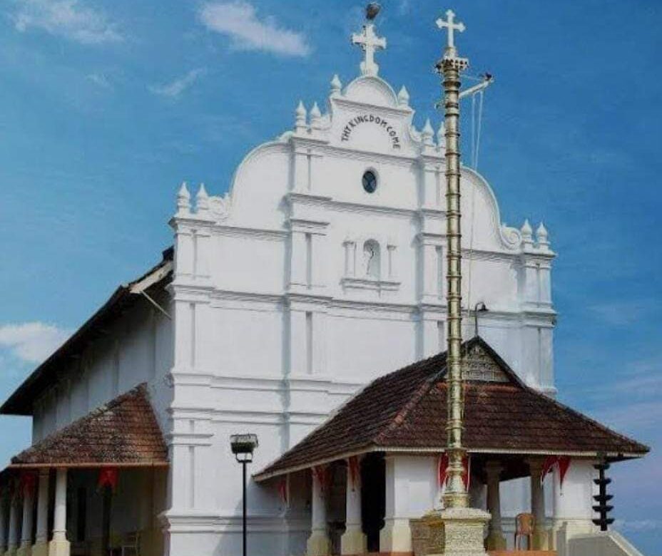 പാമ്പാക്കുട സെൻറ്. ജോൺസ് ഓർത്തഡോക്സ് വലിയപള്ളിയിൽ    ദ്വിശതാബ്ദി ആഘോഷം