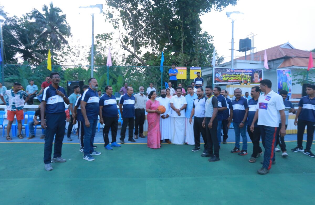 പിറവത്ത് ജൂബി തോമസ് സ്മാരക ബാസ്കറ്റ്ബോൾ ടൂർണമെന്റ് തുടങ്ങി.