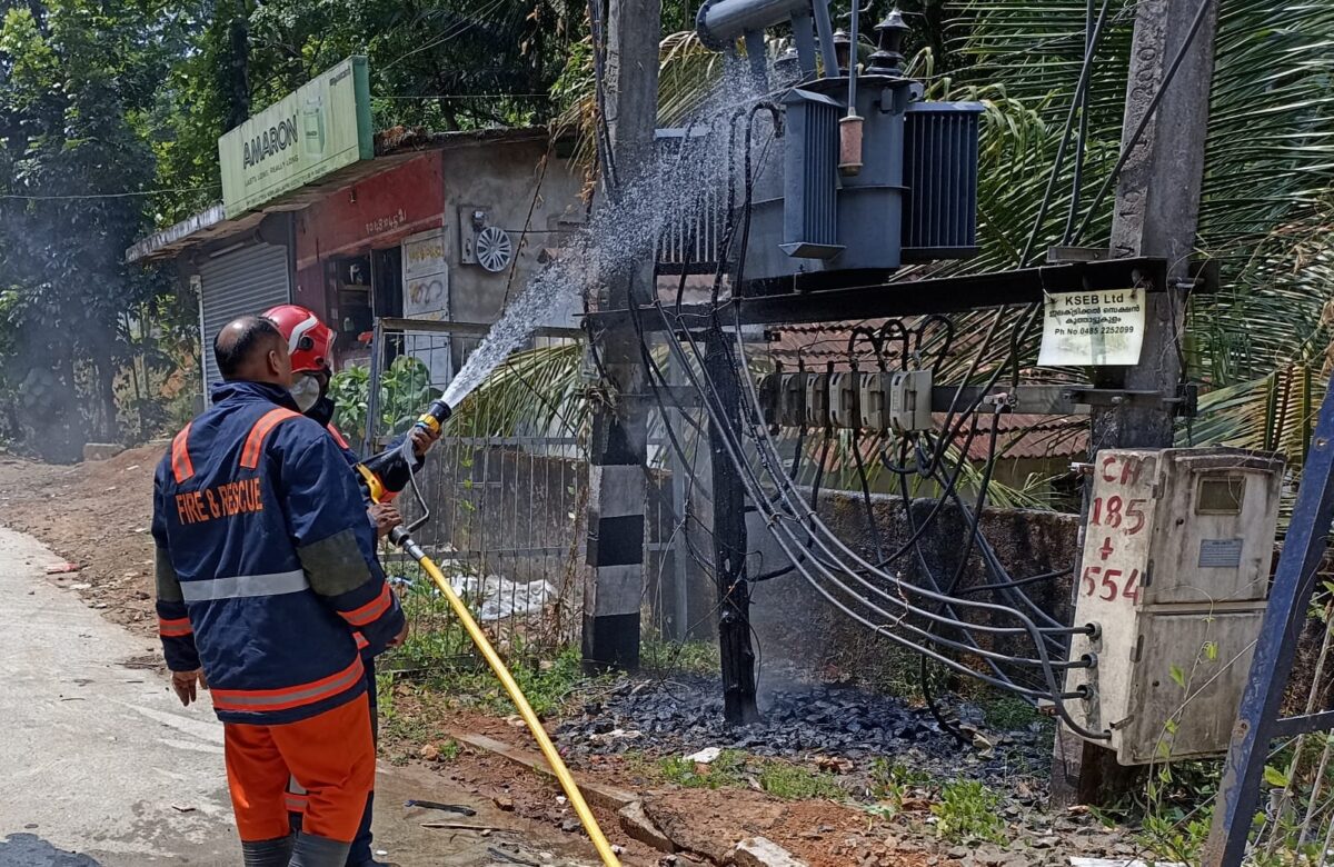 അമ്പലംകുന്നിൽ ട്രാൻസോമറിന് തീപിടിച്ചു