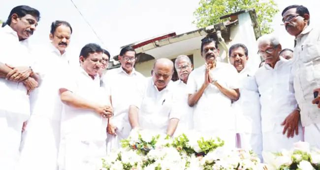 യുഡിഎഫ് സ്ഥാനാര്‍ഥി കെ. ഫ്രാന്‍സിസ് ജോര്‍ജിനു പിറവം മണ്ഡലത്തിലെ തിരുമാറാടിയില്‍ വന്‍ വരവേല്‍പ്പ്.