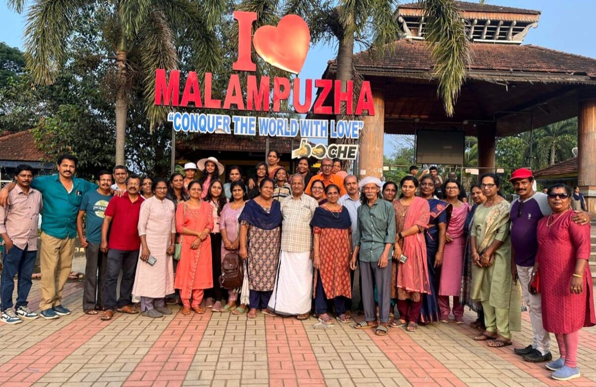 ഡിപ്പോയിൽ നിന്നും ക്രിസ്തുമസ് ന്യൂ ഇയർ ആഘോഷങ്ങളുടെ ഭാഗമായി 300 ട്രിപ്പുകൾ കൂത്താട്ടുകുളം ബെഡ്‌ജറ്റ്‌ ടൂറിസം പൂർത്തീകരിക്കുകയാണ്.
