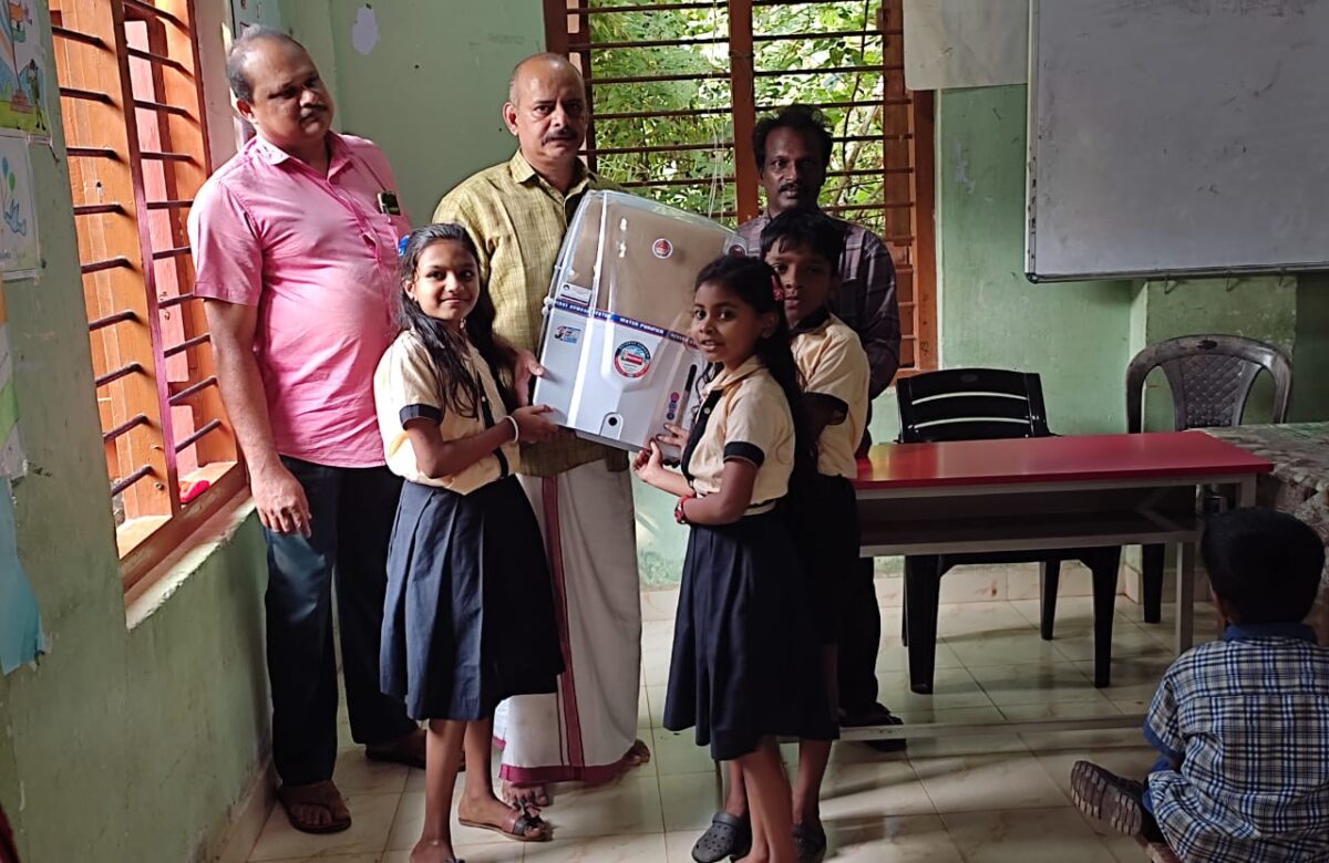 പാഴൂർ എൽ പി സ്കൂളിൽ അക്വാ ഫ്രഷ് വാട്ടർ പ്യൂരിഫയർ    