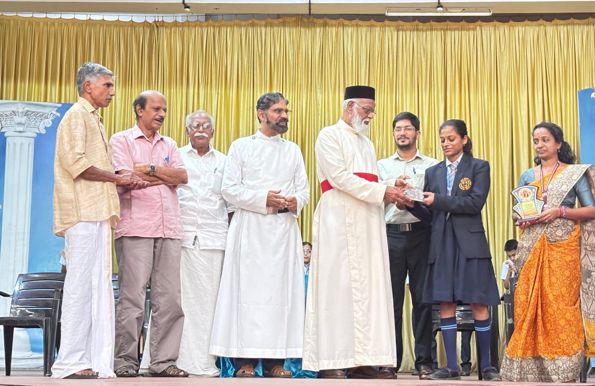 ലൈബ്രറി കൗൺസിൽ വായനാമത്സരം – വിജയിയെ അനുമോദിച്ചു .      