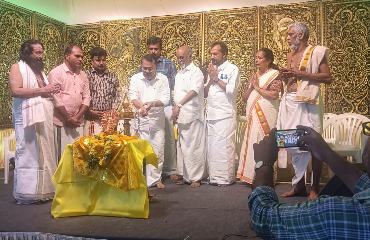 വേഴത്തുമ്യാല്‍ ഭഗവതി ക്ഷേത്രത്തില്‍ ശ്രീമദ് ഭാഗവത സപ്താഹ യജ്ഞം ആരംഭിച്ചു. തിരുവുത്സവം 20 മുതല്‍ 23വരെ