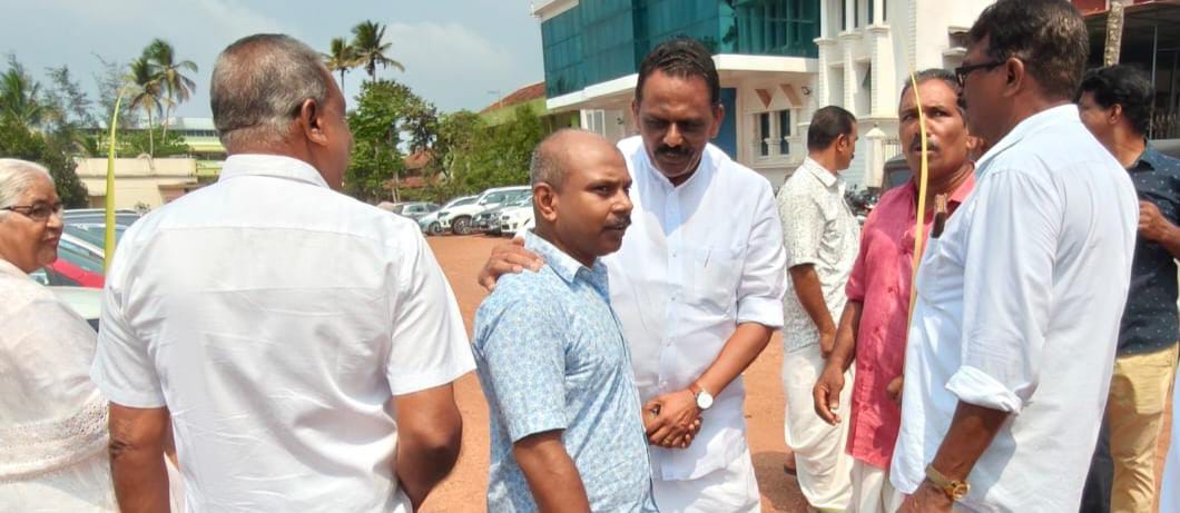 ഓശാന ഞായർ ആശംസകളുമായി എൽ.ഡി.എഫ്. സ്ഥാനാർഥി  സാബു കെ ജേക്കബ്