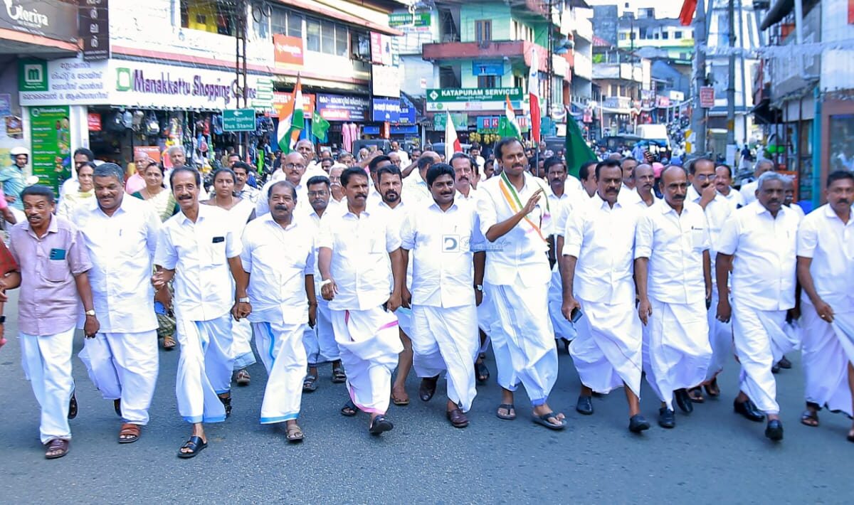 പിറവത്ത് യുഡിഎഫ് തെരഞ്ഞെടുപ്പ് പ്രവർത്തനങ്ങൾക്ക് ആവേശകരമായ തുടക്കം
