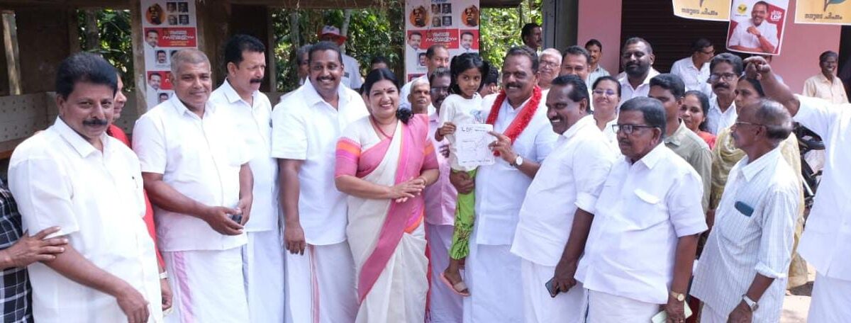 കാർഷിക മേഖലയായ ഇലഞ്ഞിയിൽ പര്യടനം നടത്തി സാബു. കെ ജേക്കബ്