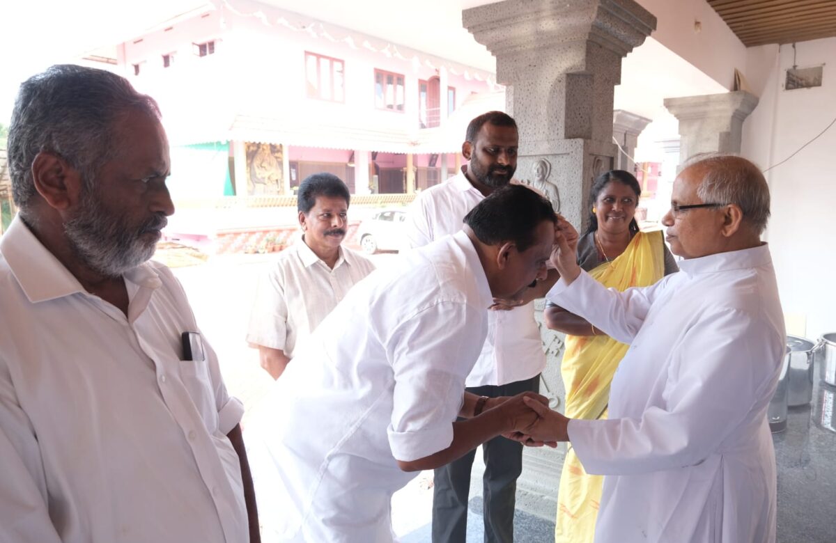 ഈസ്റ്റർ ദിനാശംസകളുമായി എൽ.ഡി.എഫ്. സ്ഥാനാർഥി സാബു കെ ജേക്കബ്