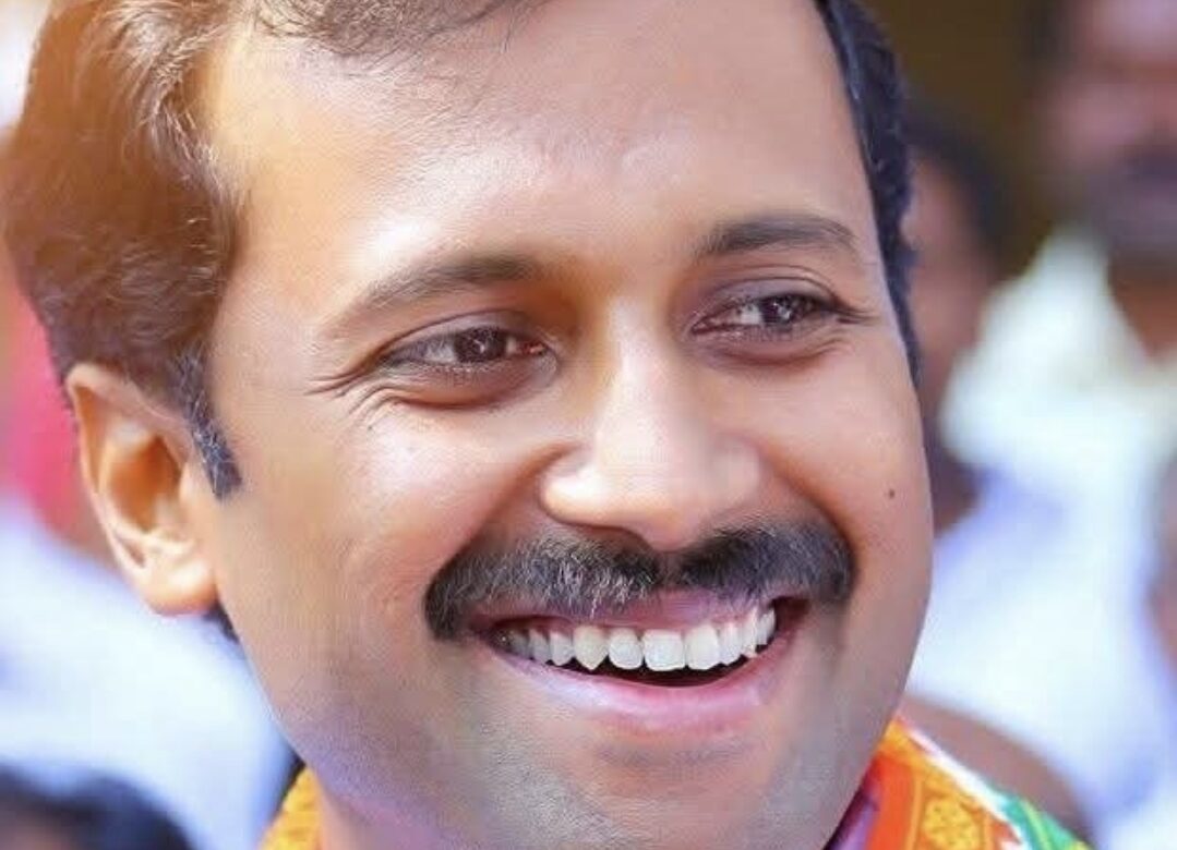 മിന്നുന്ന വിജയം കരസ്ഥമാക്കി പിറവത്ത് അനൂപ് ജേക്കബ്