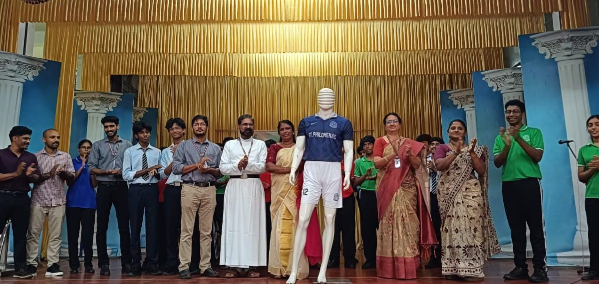 സെന്റ് ഫിലോമിനസിൽ ഫുട്ബോൾ അക്കാദമി ഉദ്‌ഘാടനം